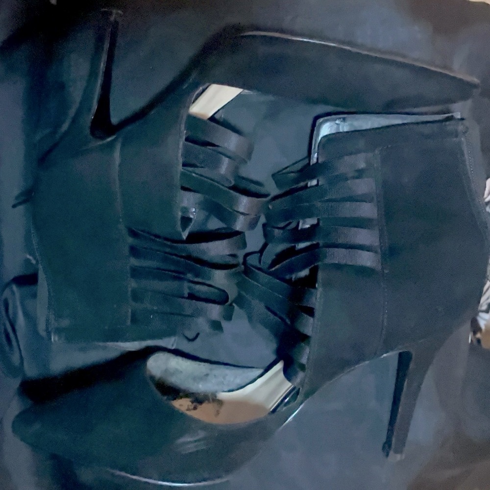 One of my fav. Shoes NINE WEST 10M
